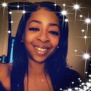 Meet your Posher, Latasha